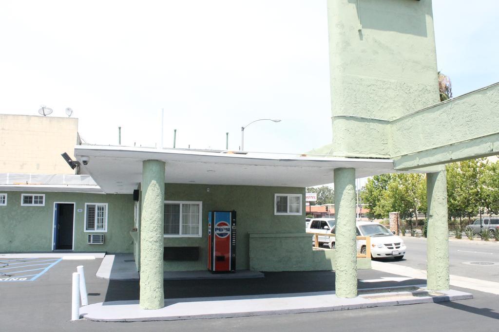 Town House Motel Lynwood Buitenkant foto