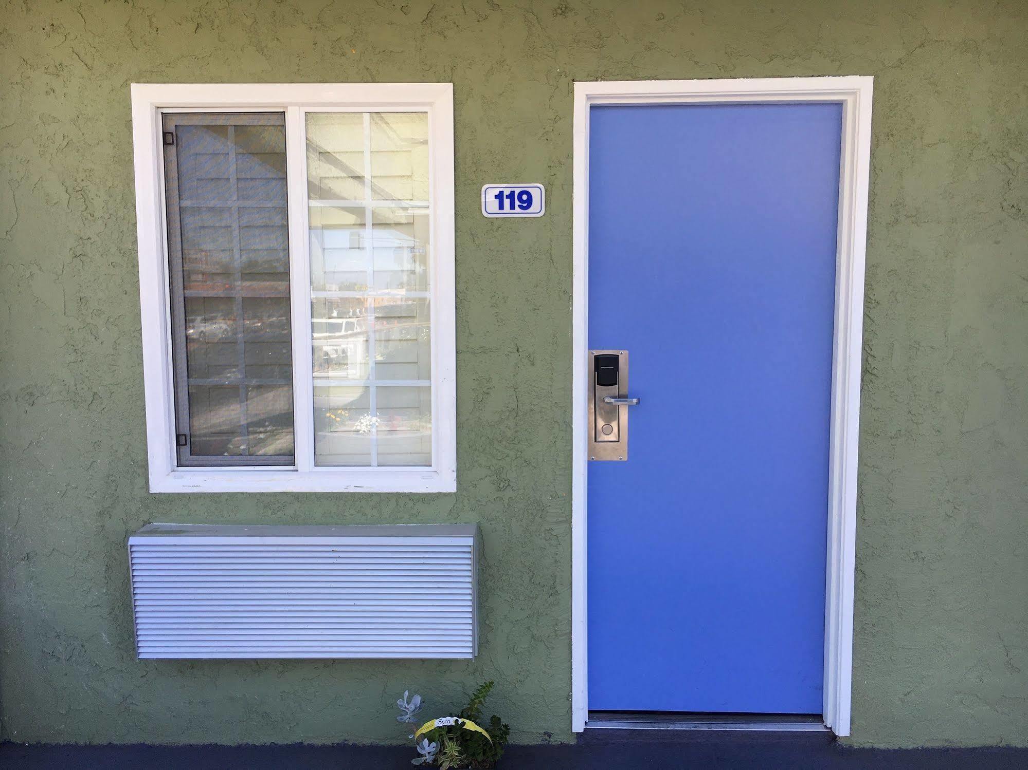 Town House Motel Lynwood Buitenkant foto
